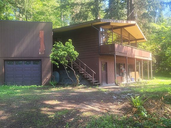 2nd image of 2229 Madrona Drive