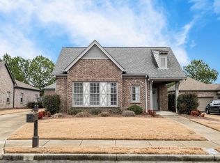 1474 Oxford Manor Cir, Birmingham, AL 35242