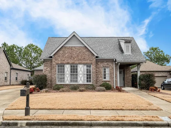 1474 Oxford Manor Cir, Birmingham, AL 35242