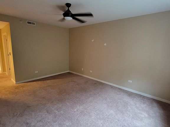 5th image of 425 Benjamin Dr APT 206