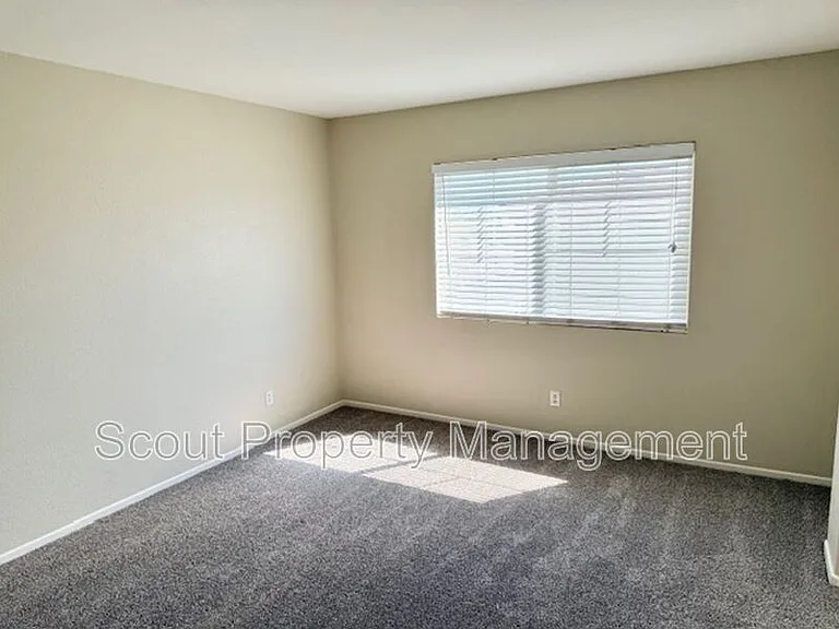 43174 Teramo St — Photo 23