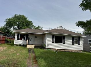 1214 NE 19th St, Grand Prairie, TX 75050
