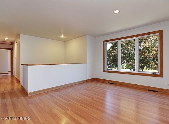 3rd image of 10200 Sunridge Dr