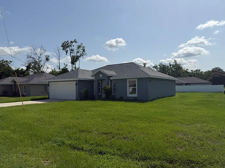 13805 SE 41st Ct — Photo 1