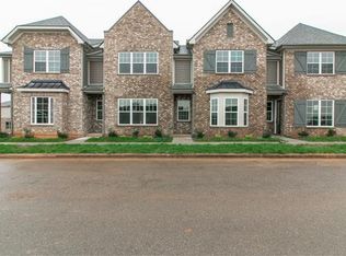 115 Savannah Ave, Pleasant View, TN 37146