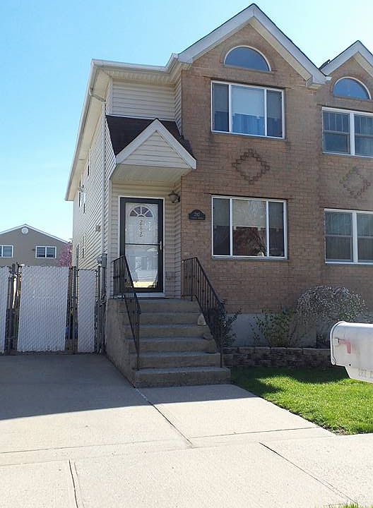1st image of 282 Lander Ave