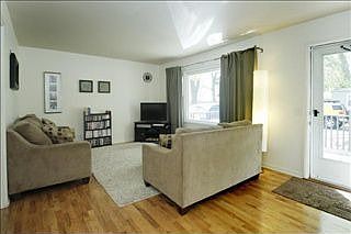 2nd image of 1705 Sheridan Dr