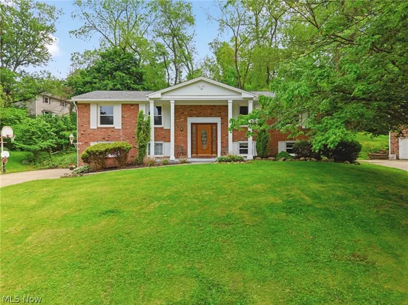1212 Linwood Ave SW, North Canton, OH 44720