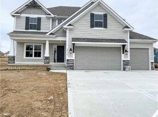 9504 N Chatham Ave, Kansas City, MO 64154