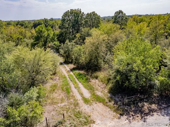 E 191st St S, Porter, OK 74454