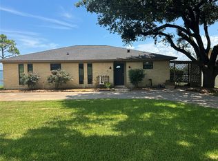 690 High Crest Dr, Pointblank, TX 77364