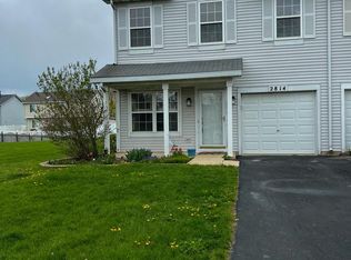 2814 River Bend Ln, Plainfield, IL 60586