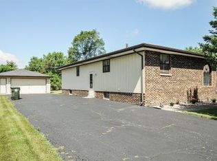 7440 S Cork Ave, Justice, IL 60458