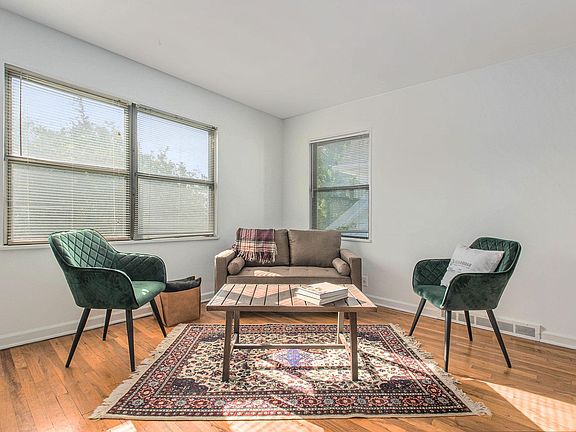 3rd image of 1612 S 32nd Ave APT 4
