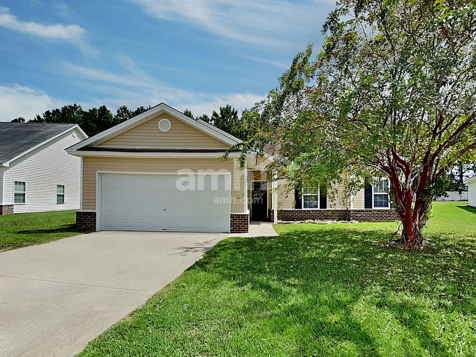 3 bed, 2.0 bath, 1240 sqft, $1,995 — Photo 1