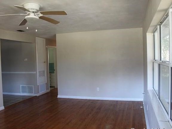 3rd image of 508 SE 31st Ave