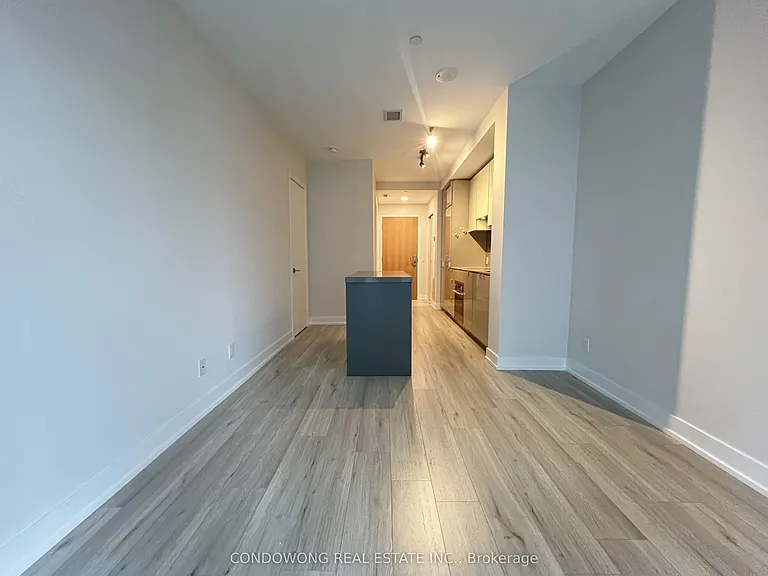 7 Grenville St #1110 — Photo 6