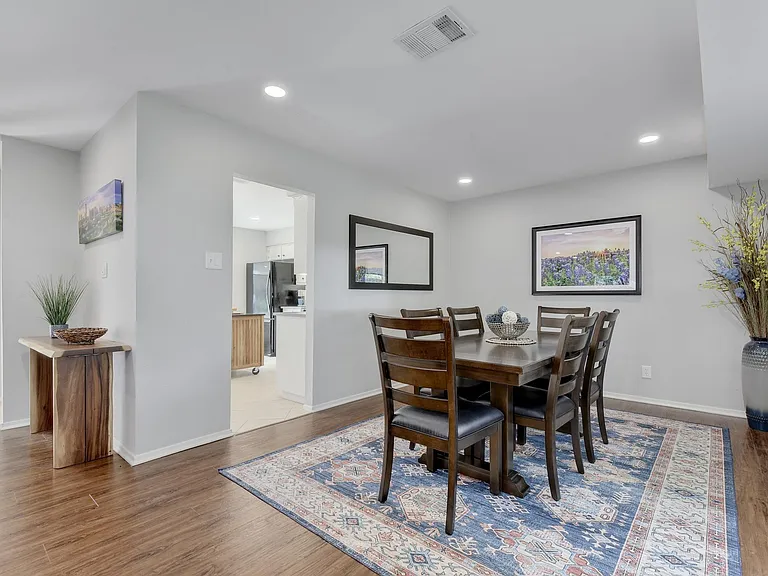 7902 Keneshaw Dr — Photo 13