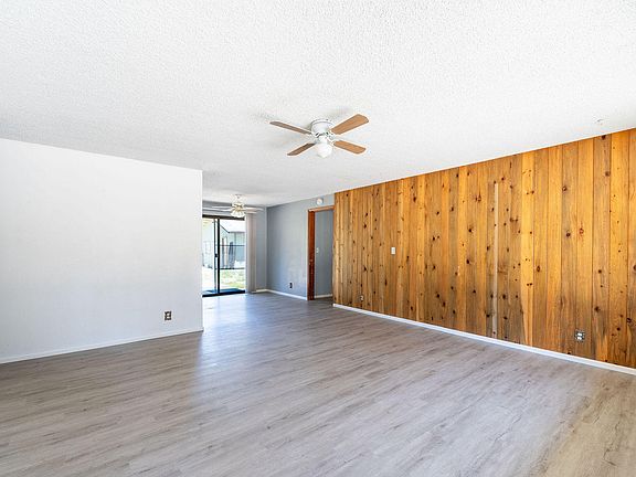 4th image of 16184 Del Pino Dr