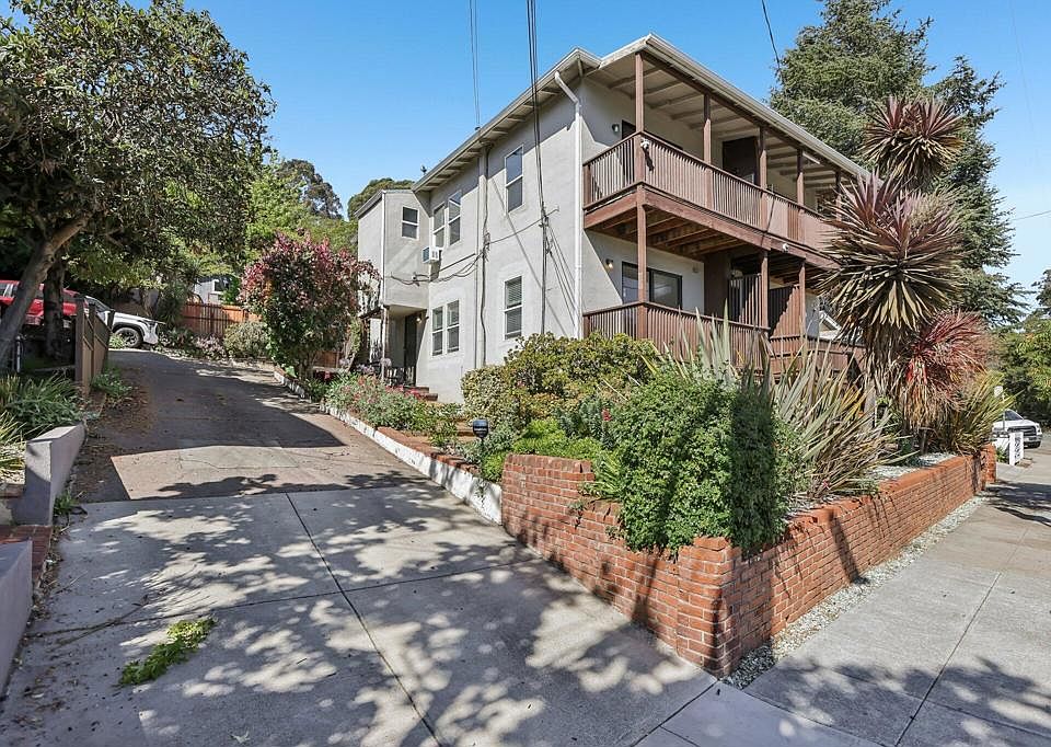 1st image of 4844 Daisy St