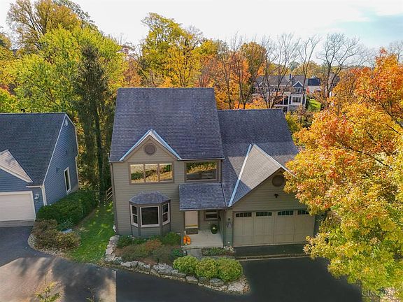 2nd image of 1204 Hidden Wood Pl