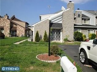 1721 Nathaniel Dr, Philadelphia, PA 19116