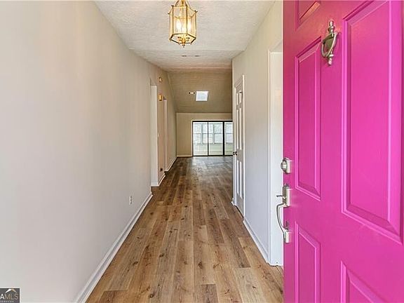 4th image of 7123 Forest Ln