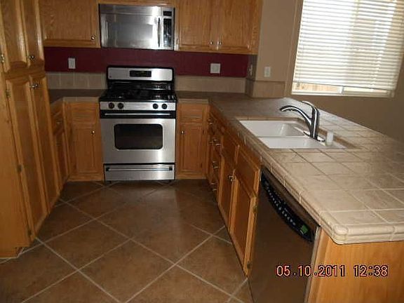 4th image of 1671 Vosspark Way