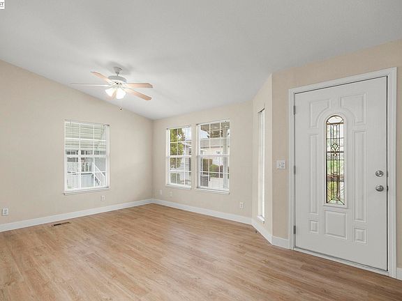 5th image of 3263 Vineyard Ave Space 187