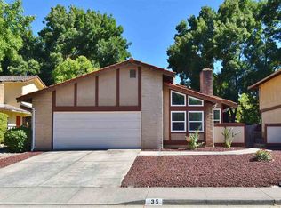 135 Shadowood Dr, Pleasant Hill, CA 94523