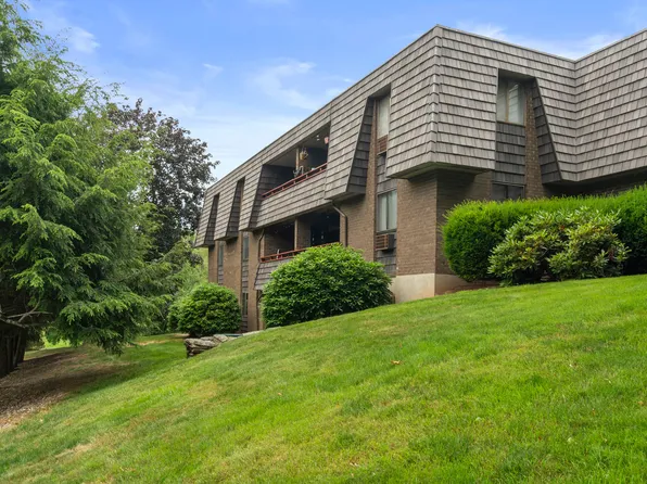 64 Oxbow Drive APT C6, Glastonbury, CT 06033