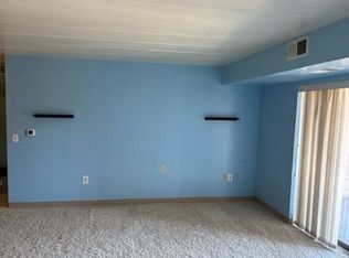 1400 Smokey Wood Dr APT 403, Pittsburgh, PA 15218