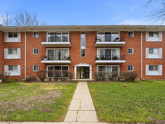 3rd image of 10111 Old Orchard Ct Unit 304