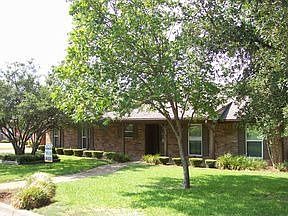 1st image of 1025 Montclair Dr