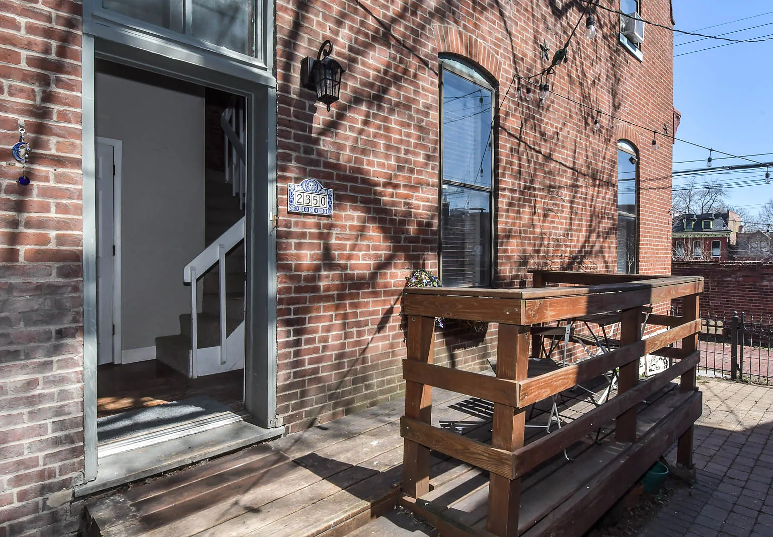 2 bed, 2006 sqft, $2,100 — Photo 1