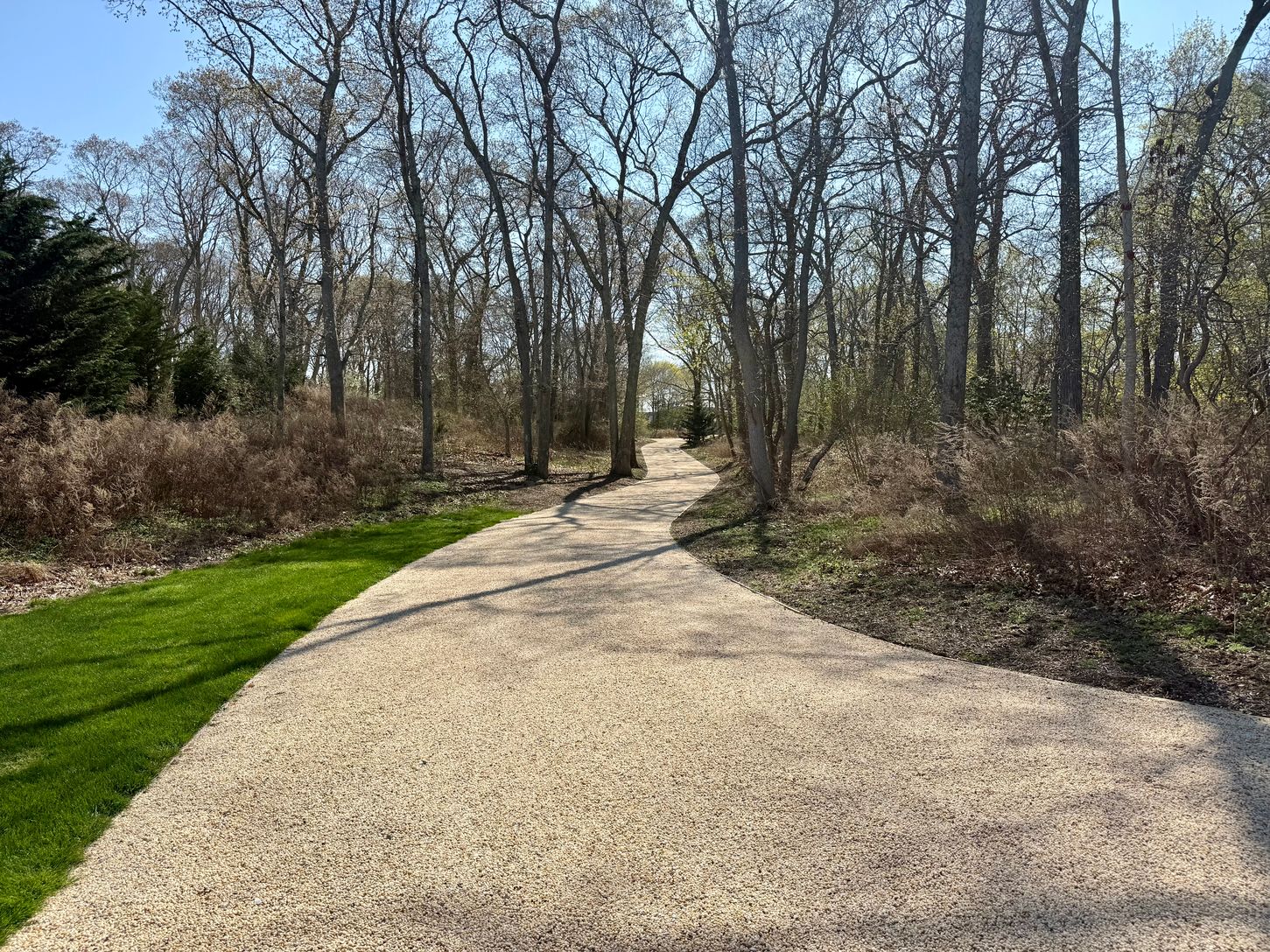  private wooded drive