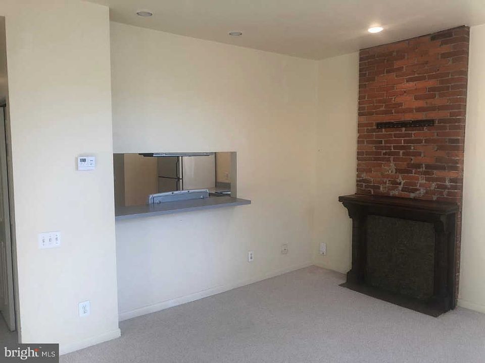1st image of 801 N Woodstock St #2F