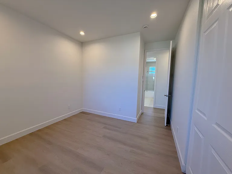 37036 Dutra Way — Photo 6