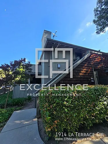 1914 La Terrace Cir Photo 1
