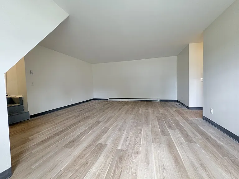 82 N Kelsey St #4 — Photo 6