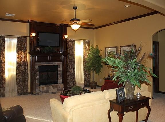 3rd image of 1317 Brice Dr