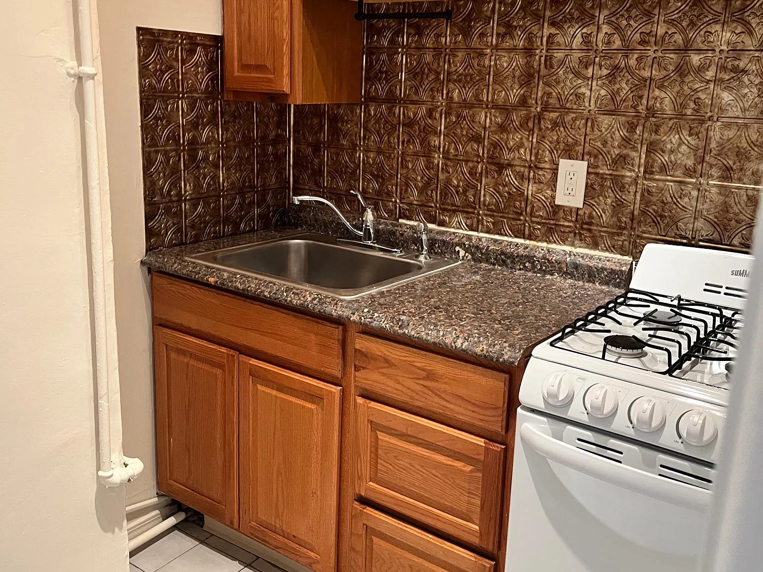 1 bed, 500 sqft, $1,435 — Photo 3