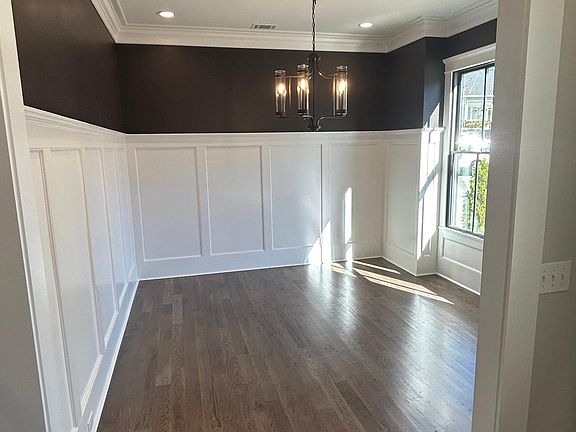 2nd image of 2051 Egret Cir