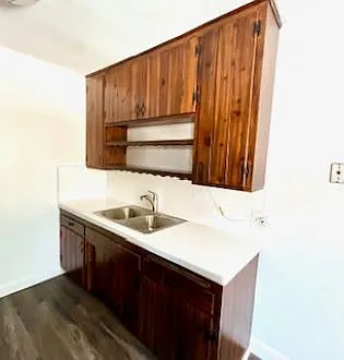 4822 Cypress St #C — Photo 3