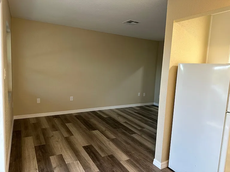 1 Manor Ct #B — Photo 12