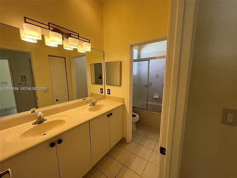 2240 Portofino Ave — Photo 7