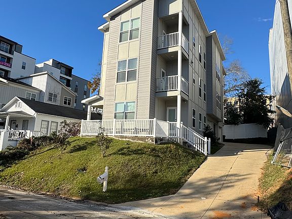 2nd image of 708 W Saint Augustine St #712