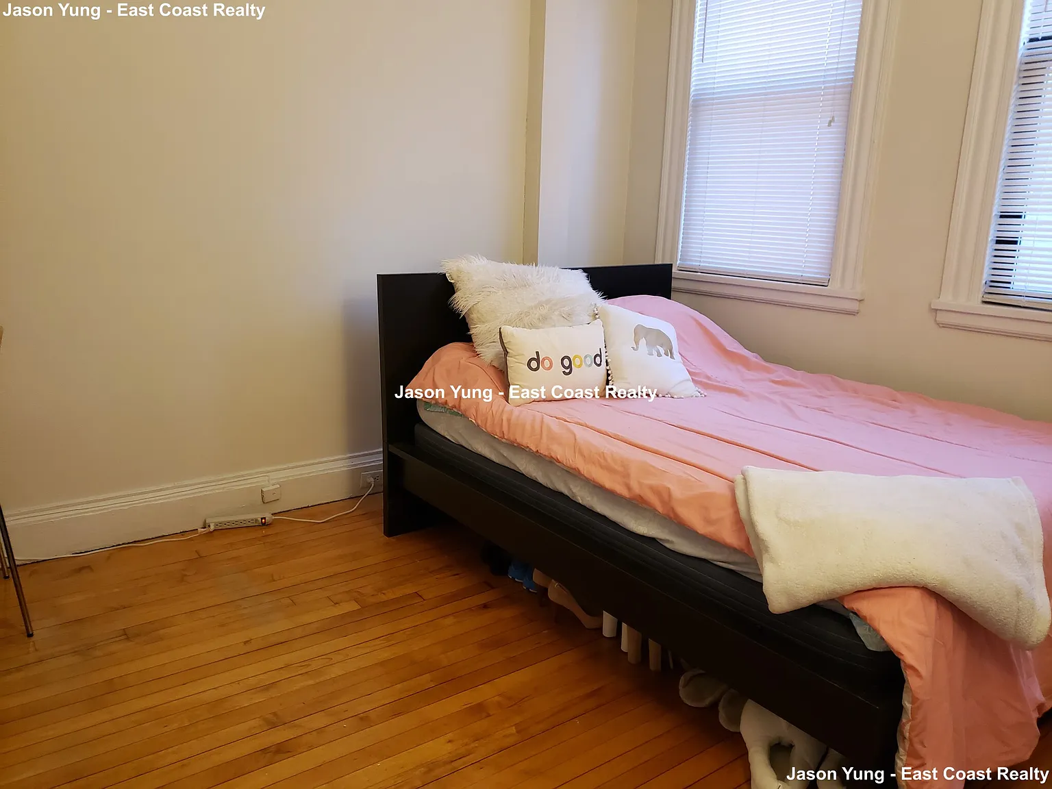 2 bed, 1.0 bath, $2,995 — Photo 2