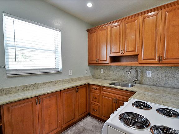 5th image of 335 75th St APT 10