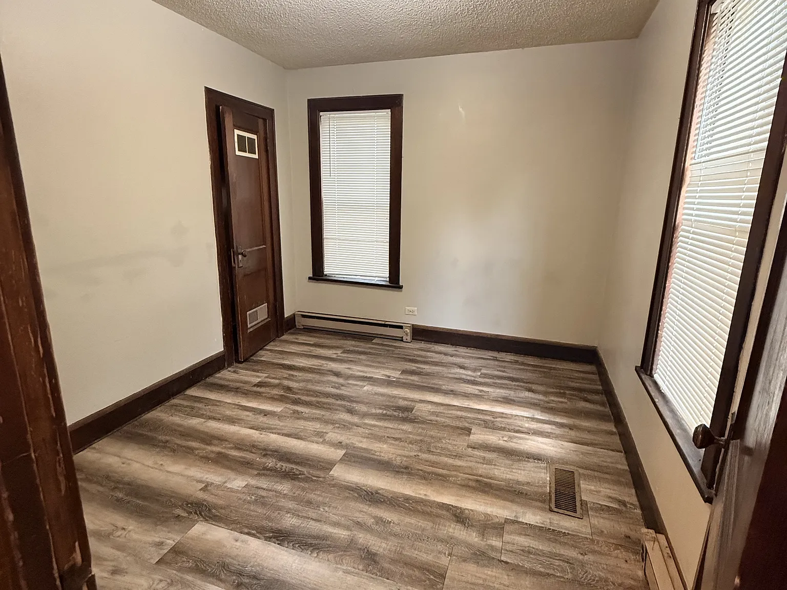 561 Franklin Street - 2 — Photo 4